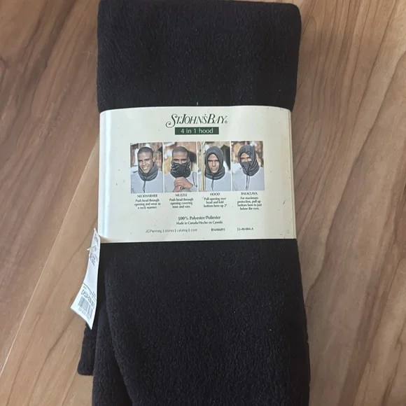 St. John’s Bay 4 in 1 hood - Picture 2 of 3